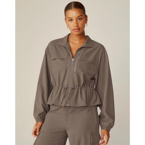 BEYOND YOGA City Chic Jacket color Dune size XL (see pics and narrative) - Picture 1 of 10